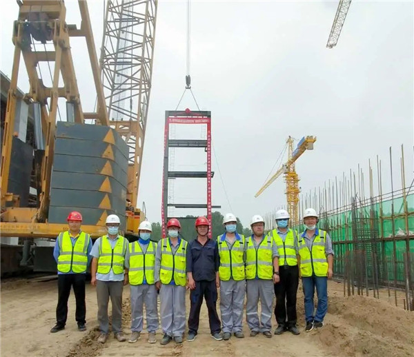 中国恩菲承包的固安生活垃圾焚烧发电项目1号锅炉顺利进行吊装